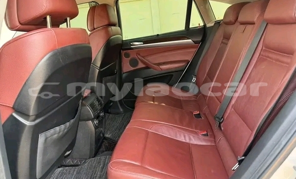 Acheter Occasion Voiture BMW X5 Blanc à Luang Namtha, Luang Namtha Province Acheter Occasion Voiture BMW X5 Blanc à Luang Namtha, Luang Namtha Province