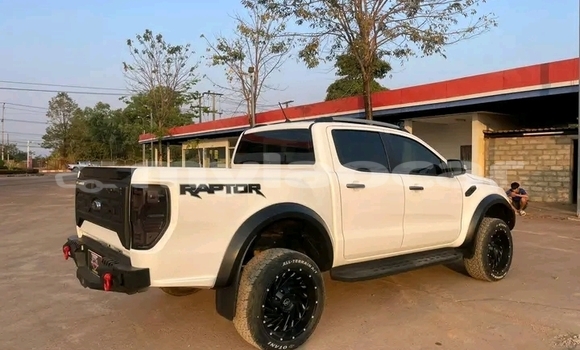 Acheter Occasion Voiture Ford Ranger Blanc à Luang Namtha, Luang Namtha Province Acheter Occasion Voiture Ford Ranger Blanc à Luang Namtha, Luang Namtha Province
