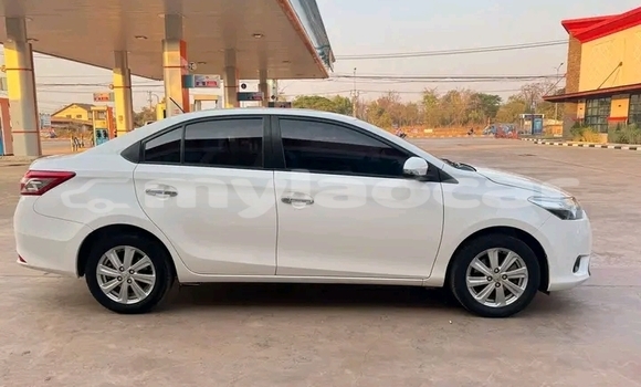 Acheter Occasion Voiture Toyota Vios Blanc à Luang Prabang, Louangphabang Province Acheter Occasion Voiture Toyota Vios Blanc à Luang Prabang, Louangphabang Province