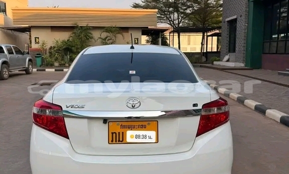 Acheter Occasion Voiture Toyota Vios Blanc à Luang Prabang, Louangphabang Province Acheter Occasion Voiture Toyota Vios Blanc à Luang Prabang, Louangphabang Province