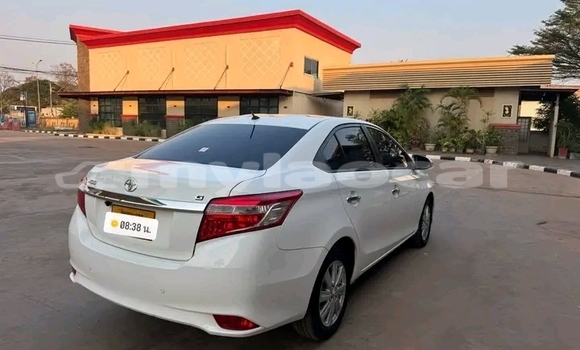 Acheter Occasion Voiture Toyota Vios Blanc à Luang Prabang, Louangphabang Province Acheter Occasion Voiture Toyota Vios Blanc à Luang Prabang, Louangphabang Province