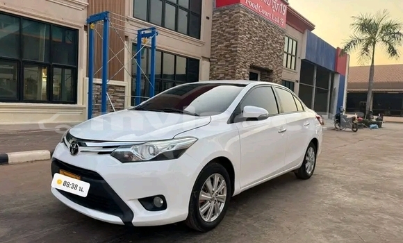 Acheter Occasion Voiture Toyota Vios Blanc à Luang Prabang, Louangphabang Province Acheter Occasion Voiture Toyota Vios Blanc à Luang Prabang, Louangphabang Province