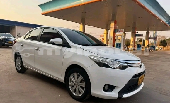 Acheter Occasion Voiture Toyota Vios Blanc à Luang Prabang, Louangphabang Province Acheter Occasion Voiture Toyota Vios Blanc à Luang Prabang, Louangphabang Province