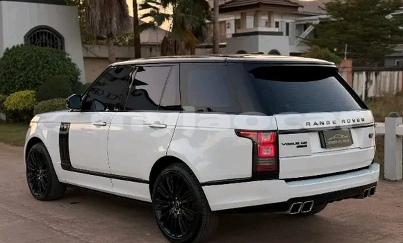 Acheter Occasion Voiture Range Rover Evoque Blanc à Vientiane, Vientiane Province Acheter Occasion Voiture Range Rover Evoque Blanc à Vientiane, Vientiane Province