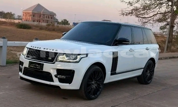 Acheter Occasion Voiture Range Rover Evoque Blanc à Vientiane, Vientiane Province Acheter Occasion Voiture Range Rover Evoque Blanc à Vientiane, Vientiane Province