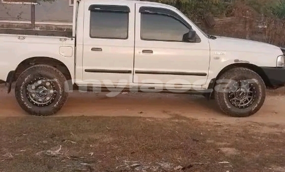 Acheter Occasion Voiture Toyota Hilux Blanc à Vientiane, Vientiane Province Acheter Occasion Voiture Toyota Hilux Blanc à Vientiane, Vientiane Province