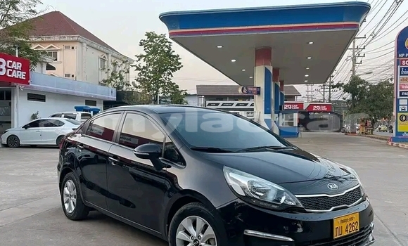 Acheter Occasion Voiture Kia Rio Noir à Vientiane, Vientiane Province Acheter Occasion Voiture Kia Rio Noir à Vientiane, Vientiane Province