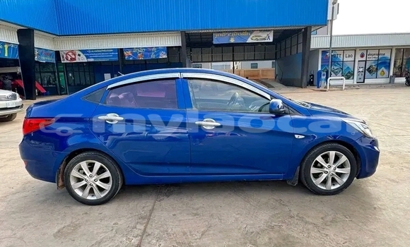 Acheter Occasion Voiture Hyundai Accent Bleu à Vientiane, Vientiane Province Acheter Occasion Voiture Hyundai Accent Bleu à Vientiane, Vientiane Province