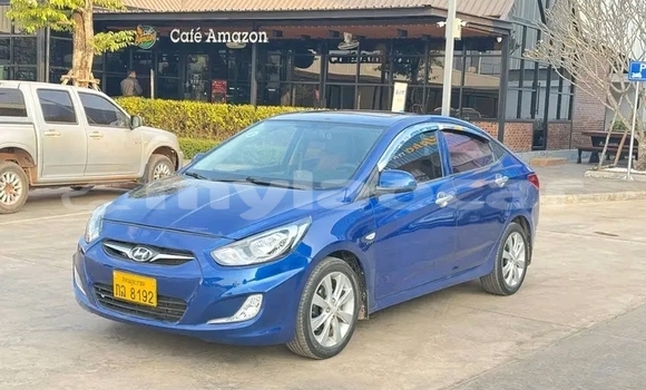 Acheter Occasion Voiture Hyundai Accent Bleu à Vientiane, Vientiane Province Acheter Occasion Voiture Hyundai Accent Bleu à Vientiane, Vientiane Province