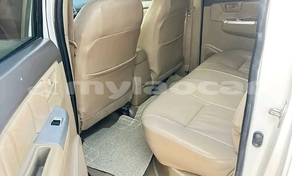 Acheter Occasion Voiture Toyota Vigo Blanc à Vientiane, Vientiane Province Acheter Occasion Voiture Toyota Vigo Blanc à Vientiane, Vientiane Province