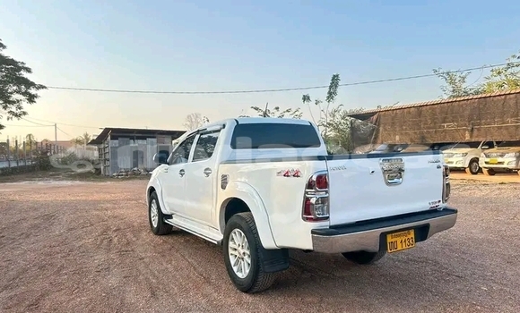 Acheter Occasion Voiture Toyota Vigo Blanc à Vientiane, Vientiane Province Acheter Occasion Voiture Toyota Vigo Blanc à Vientiane, Vientiane Province