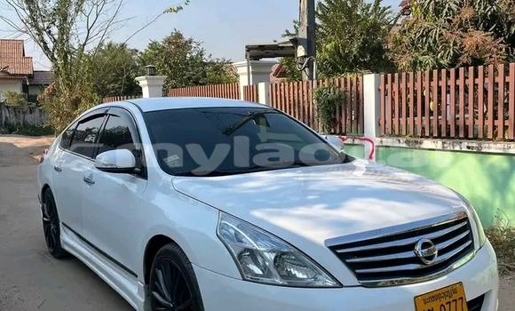 Acheter Occasion Voiture Nissan Teana Blanc à Vientiane, Vientiane Province Acheter Occasion Voiture Nissan Teana Blanc à Vientiane, Vientiane Province