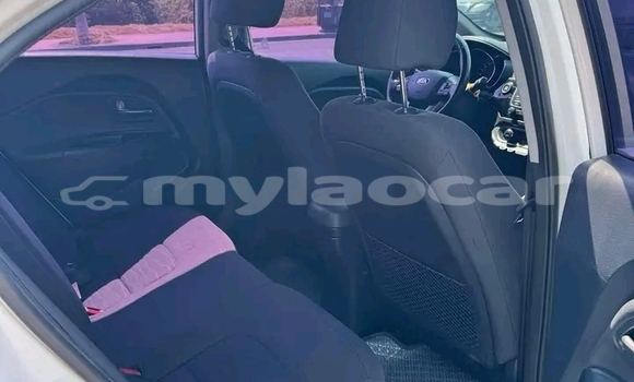 Acheter Occasion Voiture Kia Rio Blanc à Vientiane, Vientiane Province Acheter Occasion Voiture Kia Rio Blanc à Vientiane, Vientiane Province