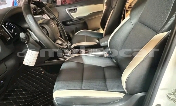 Acheter Occasion Voiture Toyota LiteAce Blanc à Vientiane, Vientiane Province Acheter Occasion Voiture Toyota LiteAce Blanc à Vientiane, Vientiane Province