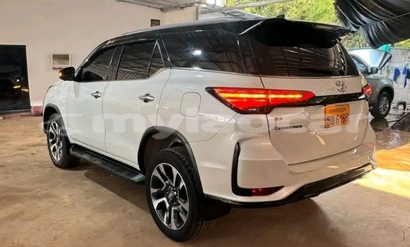 Acheter Occasion Voiture Toyota LiteAce Blanc à Vientiane, Vientiane Province Acheter Occasion Voiture Toyota LiteAce Blanc à Vientiane, Vientiane Province