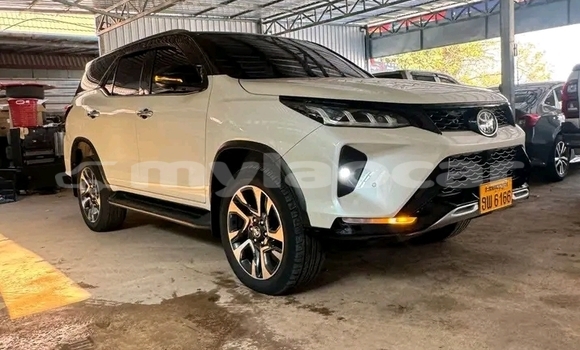 Acheter Occasion Voiture Toyota LiteAce Blanc à Vientiane, Vientiane Province Acheter Occasion Voiture Toyota LiteAce Blanc à Vientiane, Vientiane Province