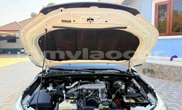 Buy Used Toyota REVO CAB Z-EDITION White Car in Luang Namtha in Luang Namtha Province