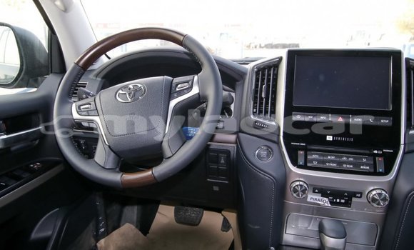 Buy Import Toyota Land Cruiser Black Car in Import - Dubai in Attapeu Province Buy Import Toyota Land Cruiser Black Car in Import - Dubai in Attapeu Province