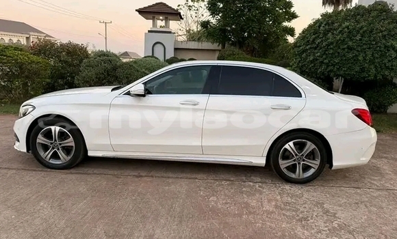 ຊື້ ໃຊ້ແລ້ວ Mercedes-Benz C180 COUPE White ລົດ ໃນ Vientiane ໃນ Vientiane Province ຊື້ ໃຊ້ແລ້ວ Mercedes-Benz C180 COUPE White ລົດ ໃນ Vientiane ໃນ Vientiane Province