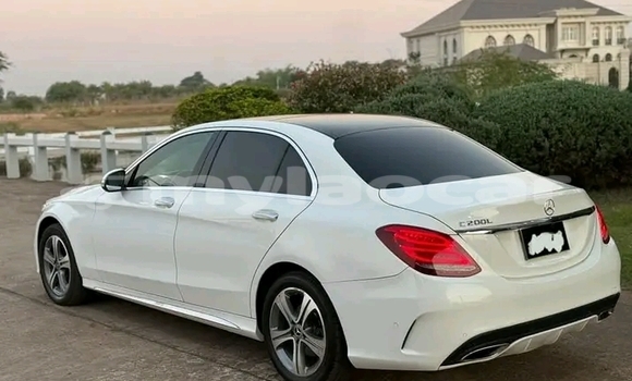 ຊື້ ໃຊ້ແລ້ວ Mercedes-Benz C180 COUPE White ລົດ ໃນ Vientiane ໃນ Vientiane Province ຊື້ ໃຊ້ແລ້ວ Mercedes-Benz C180 COUPE White ລົດ ໃນ Vientiane ໃນ Vientiane Province