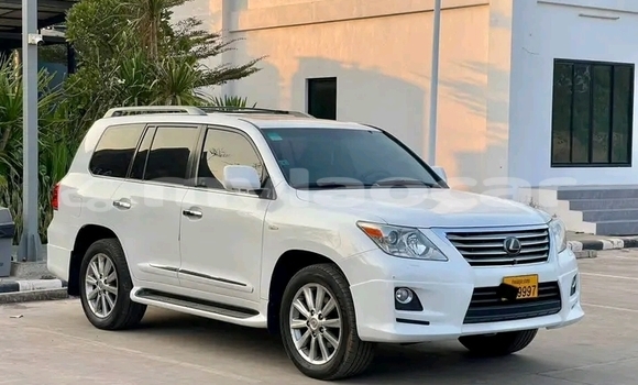 ຊື້ ໃຊ້ແລ້ວ Lexus NX White ລົດ ໃນ Vientiane ໃນ Vientiane Province ຊື້ ໃຊ້ແລ້ວ Lexus NX White ລົດ ໃນ Vientiane ໃນ Vientiane Province