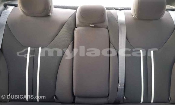 Acheter Import Voiture Dodge Dart Autre à Import - Dubai, Attapeu Province Acheter Import Voiture Dodge Dart Autre à Import - Dubai, Attapeu Province