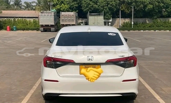 ຊື້ ໃຊ້ແລ້ວ Honda Civic White ລົດ ໃນ Luang Namtha ໃນ Luang Namtha Province ຊື້ ໃຊ້ແລ້ວ Honda Civic White ລົດ ໃນ Luang Namtha ໃນ Luang Namtha Province
