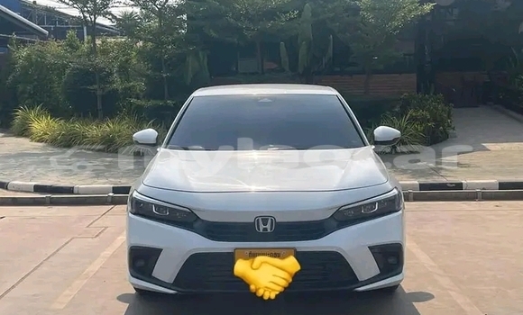 ຊື້ ໃຊ້ແລ້ວ Honda Civic White ລົດ ໃນ Luang Namtha ໃນ Luang Namtha Province ຊື້ ໃຊ້ແລ້ວ Honda Civic White ລົດ ໃນ Luang Namtha ໃນ Luang Namtha Province
