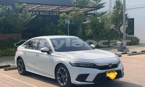 ຊື້ ໃຊ້ແລ້ວ Honda Civic White ລົດ ໃນ Luang Namtha ໃນ Luang Namtha Province ຊື້ ໃຊ້ແລ້ວ Honda Civic White ລົດ ໃນ Luang Namtha ໃນ Luang Namtha Province