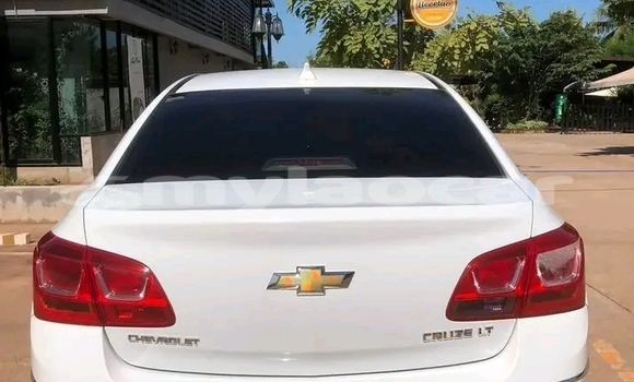 ຊື້ ໃຊ້ແລ້ວ Chevrolet Equinox White ລົດ ໃນ Thakhek ໃນ Khammouan Province ຊື້ ໃຊ້ແລ້ວ Chevrolet Equinox White ລົດ ໃນ Thakhek ໃນ Khammouan Province