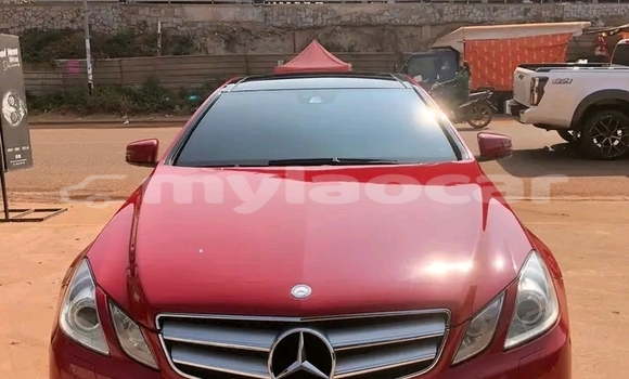 ຊື້ ໃຊ້ແລ້ວ Mercedes-Benz 290 Red ລົດ ໃນ Sainyabuli ໃນ Xaignabouli Province ຊື້ ໃຊ້ແລ້ວ Mercedes-Benz 290 Red ລົດ ໃນ Sainyabuli ໃນ Xaignabouli Province