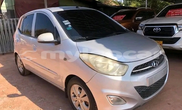 ຊື້ ໃຊ້ແລ້ວ Hyundai i10 Other ລົດ ໃນ Luang Prabang ໃນ Louangphabang Province ຊື້ ໃຊ້ແລ້ວ Hyundai i10 Other ລົດ ໃນ Luang Prabang ໃນ Louangphabang Province