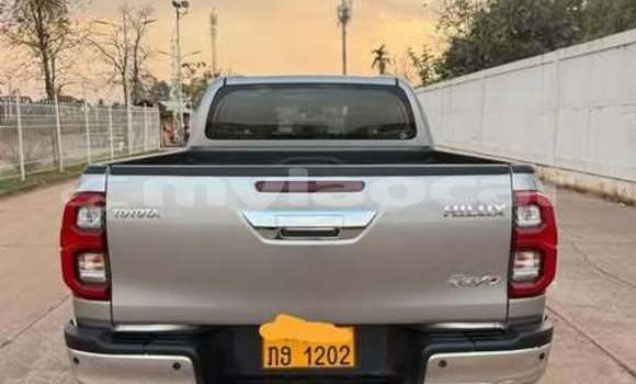 ຊື້ ໃຊ້ແລ້ວ Toyota Hiluxe Revo Other ລົດ ໃນ Vientiane ໃນ Vientiane Province ຊື້ ໃຊ້ແລ້ວ Toyota Hiluxe Revo Other ລົດ ໃນ Vientiane ໃນ Vientiane Province