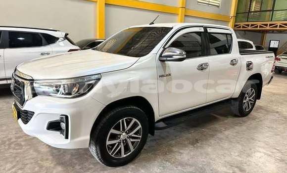 ຊື້ ໃຊ້ແລ້ວ Toyota Hiluxe Revo Other ລົດ ໃນ Vientiane ໃນ Vientiane Province ຊື້ ໃຊ້ແລ້ວ Toyota Hiluxe Revo Other ລົດ ໃນ Vientiane ໃນ Vientiane Province
