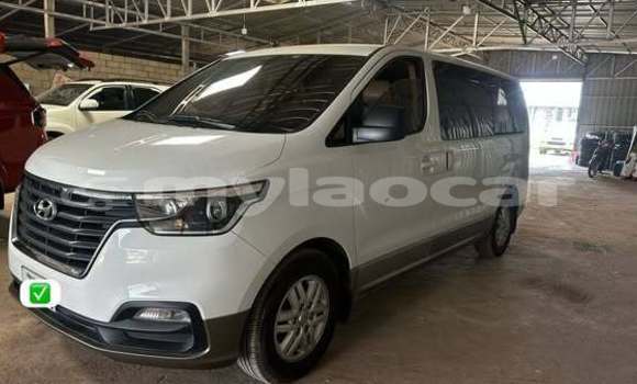 ຊື້ ໃຊ້ແລ້ວ Hyundai H1 Other ລົດ ໃນ Vientiane ໃນ Vientiane Province ຊື້ ໃຊ້ແລ້ວ Hyundai H1 Other ລົດ ໃນ Vientiane ໃນ Vientiane Province