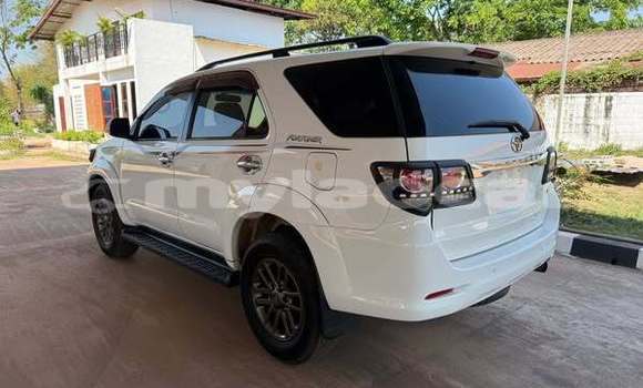 Acheter Occasion Voiture Toyota Fortuner Autre à Vientiane, Vientiane Province Acheter Occasion Voiture Toyota Fortuner Autre à Vientiane, Vientiane Province