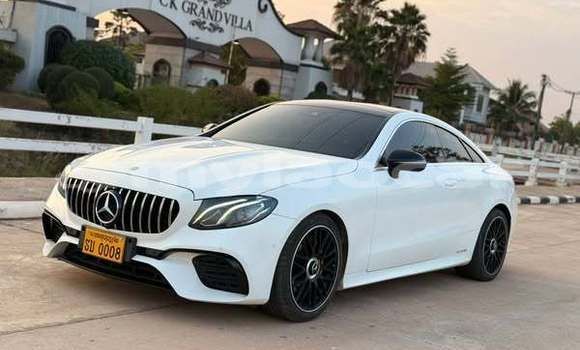 Acheter Occasion Voiture Mercedes-Benz E200 Autre à Vientiane, Vientiane Province Acheter Occasion Voiture Mercedes-Benz E200 Autre à Vientiane, Vientiane Province