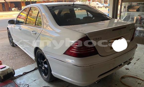 Buy Used Mercedes-Benz C-klasse White Car in Vientiane in Vientiane Province Buy Used Mercedes-Benz C-klasse White Car in Vientiane in Vientiane Province
