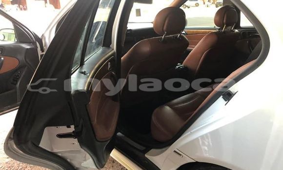 Buy Used Mercedes-Benz C-klasse White Car in Vientiane in Vientiane Province Buy Used Mercedes-Benz C-klasse White Car in Vientiane in Vientiane Province