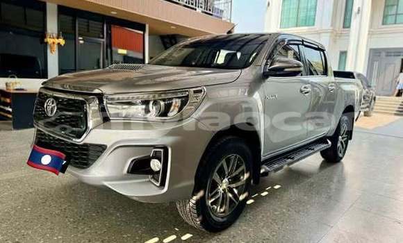 Buy Used Toyota Hiluxe Revo Other Car in Vientiane in Vientiane Province Buy Used Toyota Hiluxe Revo Other Car in Vientiane in Vientiane Province