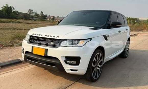 Buy Used Toyota Land Cruiser Other Car in Vientiane in Vientiane Province Buy Used Toyota Land Cruiser Other Car in Vientiane in Vientiane Province