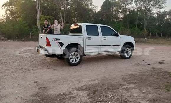 Buy Used Toyota Land Cruiser Other Car in Vientiane in Vientiane Province Buy Used Toyota Land Cruiser Other Car in Vientiane in Vientiane Province