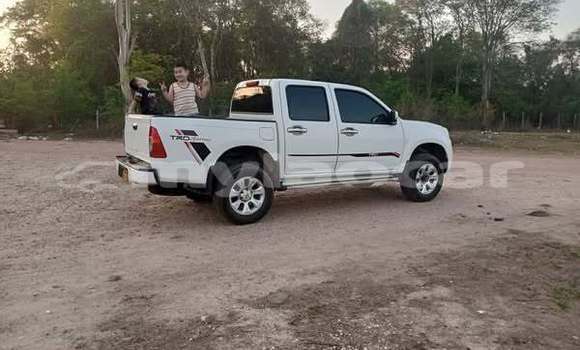 Buy Used Toyota Land Cruiser Other Car in Vientiane in Vientiane Province Buy Used Toyota Land Cruiser Other Car in Vientiane in Vientiane Province