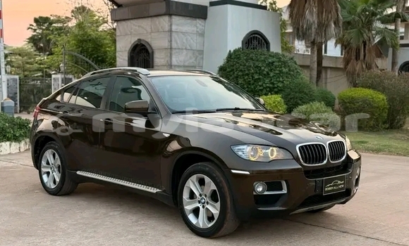 Buy Used BMW X6 Black Car in Luang Prabang in Louangphabang Province Buy Used BMW X6 Black Car in Luang Prabang in Louangphabang Province