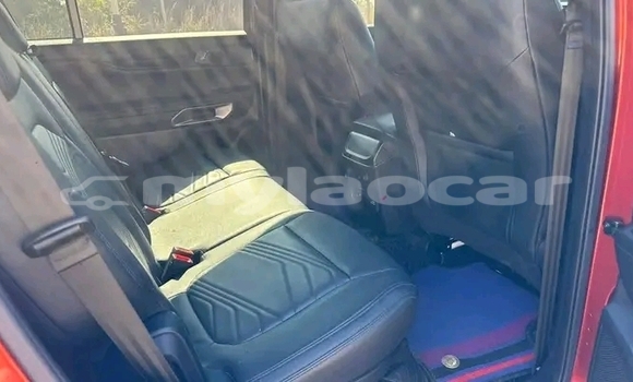 Buy Used Ford Everest Red Car in Luang Namtha in Luang Namtha Province Buy Used Ford Everest Red Car in Luang Namtha in Luang Namtha Province