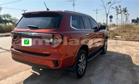 Buy Used Ford Everest Red Car in Luang Namtha in Luang Namtha Province Buy Used Ford Everest Red Car in Luang Namtha in Luang Namtha Province