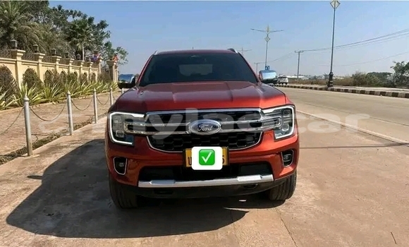 Buy Used Ford Everest Red Car in Luang Namtha in Luang Namtha Province Buy Used Ford Everest Red Car in Luang Namtha in Luang Namtha Province