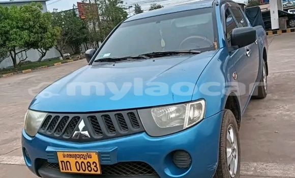 Buy Used Mitsubishi Triton Blue Car in Vientiane in Vientiane Province Buy Used Mitsubishi Triton Blue Car in Vientiane in Vientiane Province