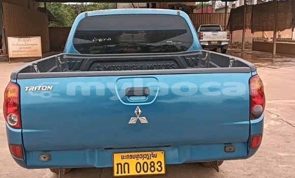 Buy Used Mitsubishi Triton Blue Car in Vientiane in Vientiane Province Buy Used Mitsubishi Triton Blue Car in Vientiane in Vientiane Province