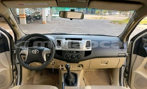 Buy Used Toyota Vigo Other Car in Luang Namtha in Luang Namtha Province Buy Used Toyota Vigo Other Car in Luang Namtha in Luang Namtha Province